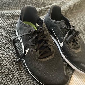 Nike free run running shoes